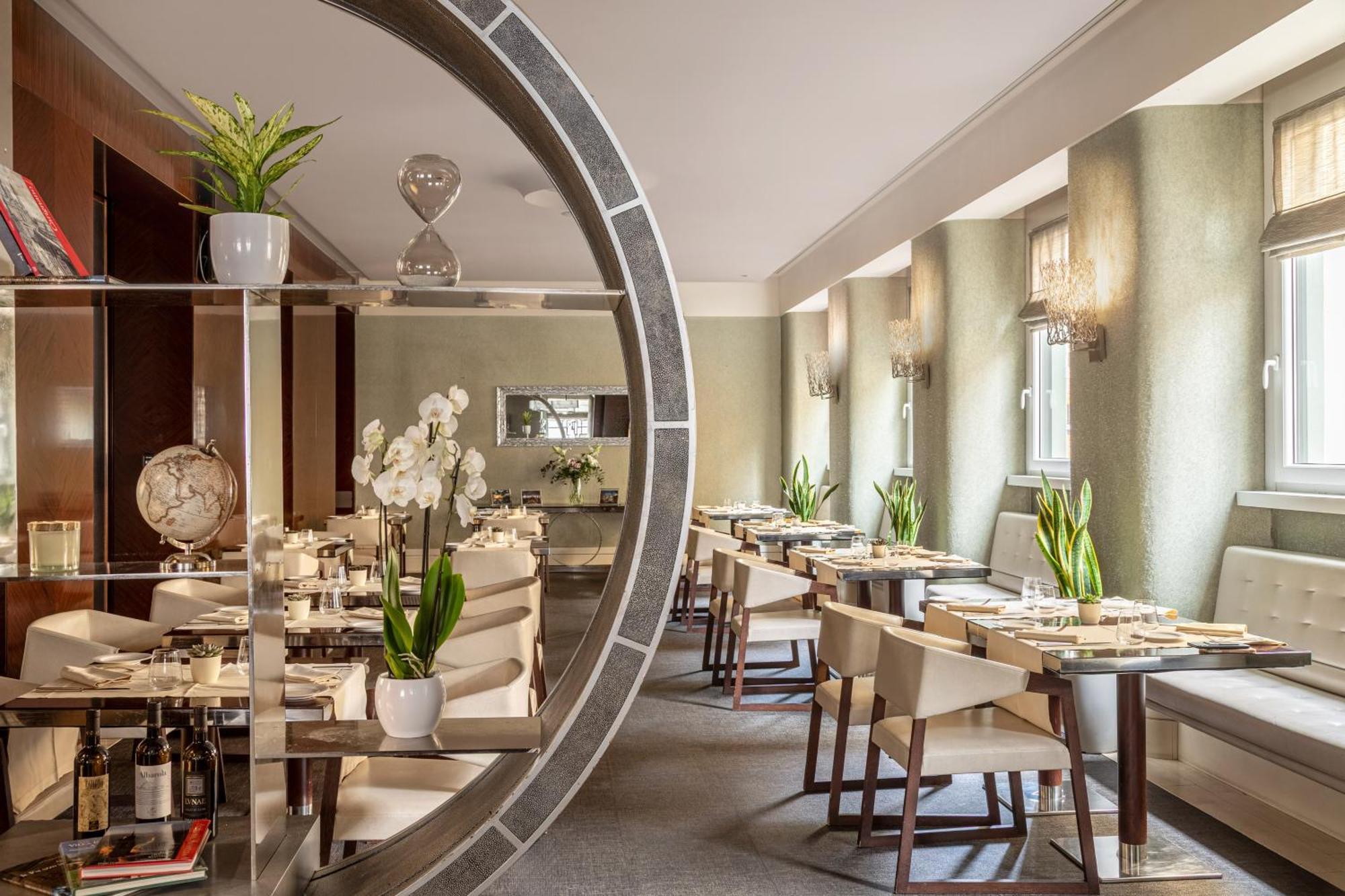 Hotel Melia Genoa