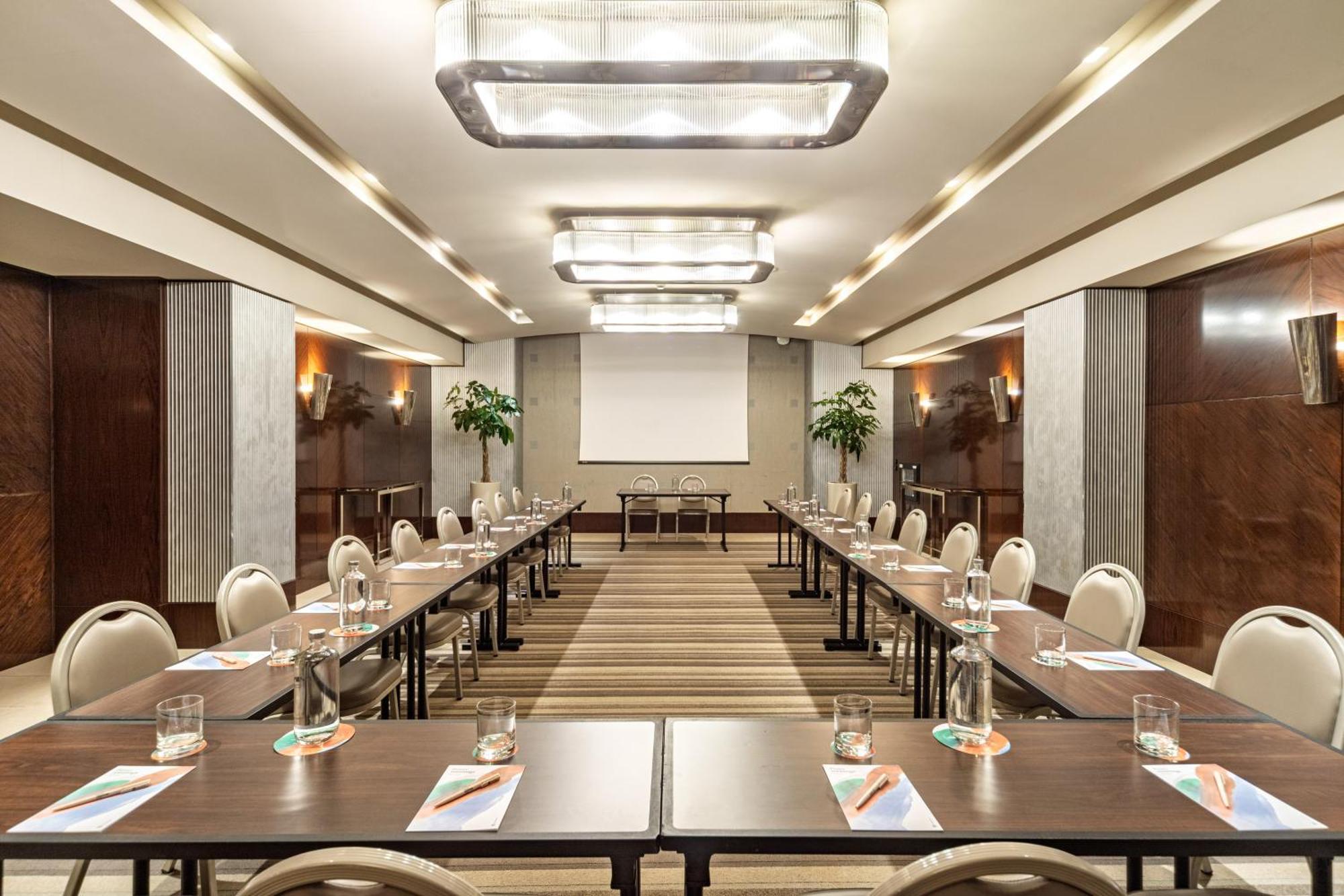 Melia Hotel 5*